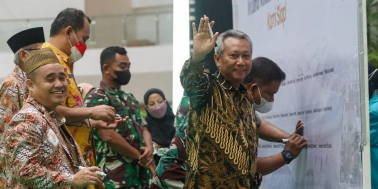 UMS Siap Layani Penggembira Muktamar Muhammadiyah-‘Aisyiah ke 48 di Surakarta