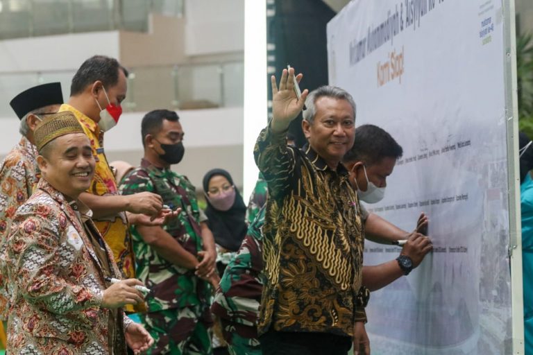 UMS Siap Layani Penggembira Muktamar Muhammadiyah-‘Aisyiah ke 48 di Surakarta