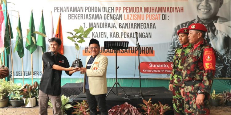 Buat Gerakan Tanam Pohon, Pemuda Muhammadiyah Gandeng Lazismu