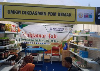 Dikdasmen Muhammadiyah Demak Meriahkan Muktamar Fair dengan Produk Menarik