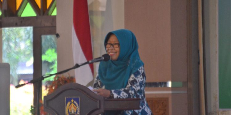 Ketua Muslimat NU Berikan Sambutan pada Pembukaan Musypimwil Muhammadiyah