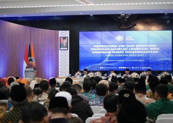 Pimpinan Majelis, Lembaga, Biro PP Muhammadiyah Mengikuti Peneguhan Visi dan Komitmen