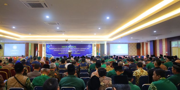 Ratusan Pengurus Majelis, Lembaga dan Biro PWM Jateng Ramaikan Halalbihalal dan Pengarahan UPP