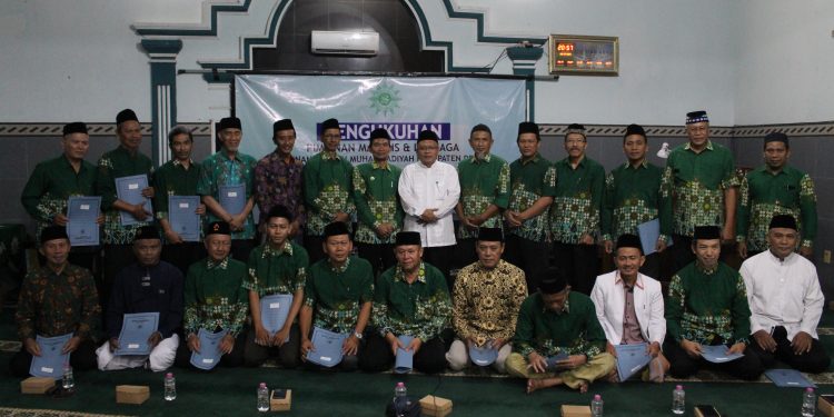 Dihadiri Ketua Majelis Tabligh PP Muhammadiyah, Pengurus Majelis Lembaga PDM Demak 2022 – 2027 Resmi Dikukuhkan