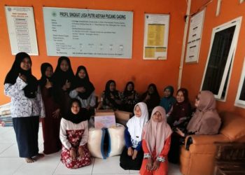 Bekerjasama dengan Lazismu, MKS PDA Demak Laksanakan Kunjungan ke Panti Asuhan Putri Aisyiyah Pucang Gading