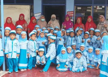 Bekerjasama dengan TK ABA Krapyak Demak, Klinik Darussalam Adakan Pemeriksaan Kesehatan