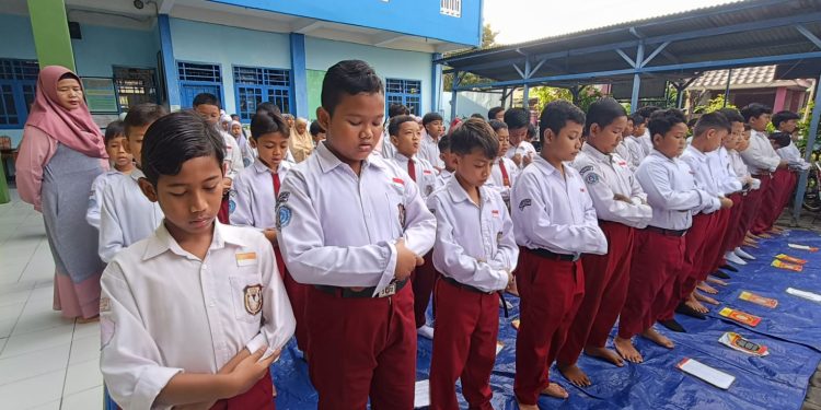 Membangun Karakter Sejak Dini: Pembiasaan Pagi di SD Muhammadiyah Pucang Gading