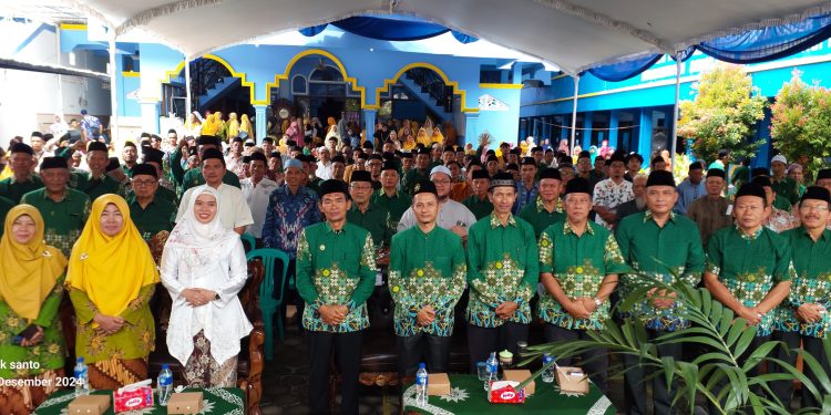 Peringati Milad Muhammadiyah ke-112 PDM Demak Selenggarakan Kegiatan Kajian Akbar Bersama Dr. H. Ali Trigiyatno,M.Pd.
