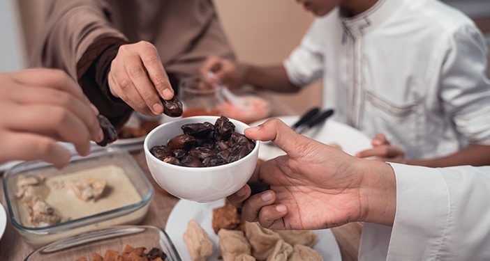 Keutamaan Sahur: Sumber Keberkahan dan Kunci Energi Puasa