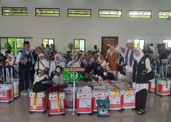 KBIHU Darussalam Demak Ikuti Pelepasan Calon Haji Kabupaten Demak