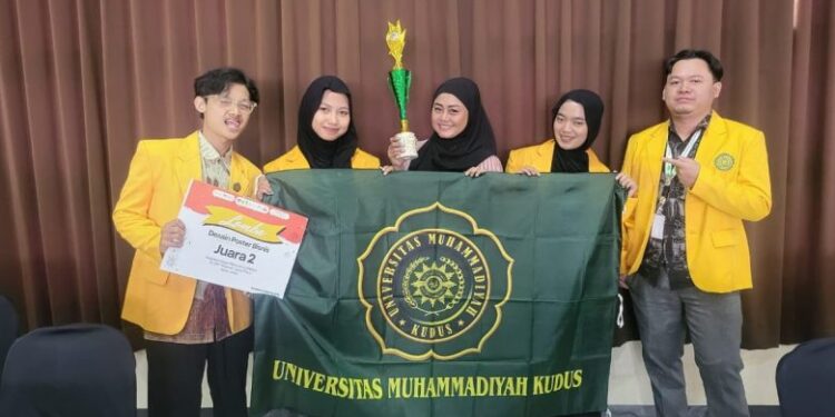 Mahasiswa UMKU Raih Juara Nasional! Poster Bisnis Digital Tembus Ajang Bergengsi