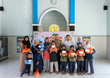 Berbagi Kebahagiaan Muharram Lazismu Demak Santuni Anak-Anak Yatim Piatu
