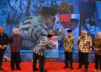 Buah Pemikiran Abdul Mu’ti tentang Pendidikan Kini Dibukukan: Menggali Arah Baru Kemendikdasmen