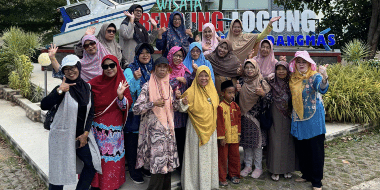 TPQ Lansia Aisyiyah PCA Demak Gelar Rihlah Ngaso: Tadabur Alam dan Penguatan Ukhuwah