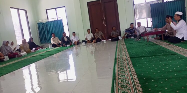 Haromain dan Armina Dikenalkan kepada Calon Jamaah Haji KBIHU Darussalam