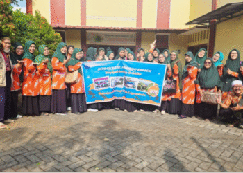 PCA Sayung dan PRA Sriwulan Gelar Rihlah dan Anjangsana ke Semarang