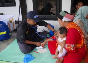 Dua Pekan Terisolasi, EMT Muhammadiyah Akhirnya Tembus Dusun Benteng dan Layani Puluhan Warga