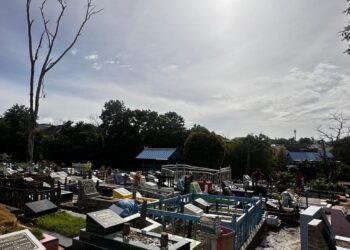 Ziarah Kubur di Hari Lebaran, Tradisi yang Boleh Selama Niatnya Benar