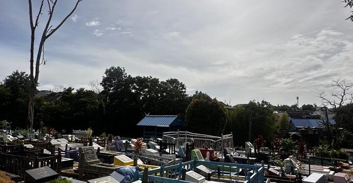 Ziarah Kubur di Hari Lebaran, Tradisi yang Boleh Selama Niatnya Benar