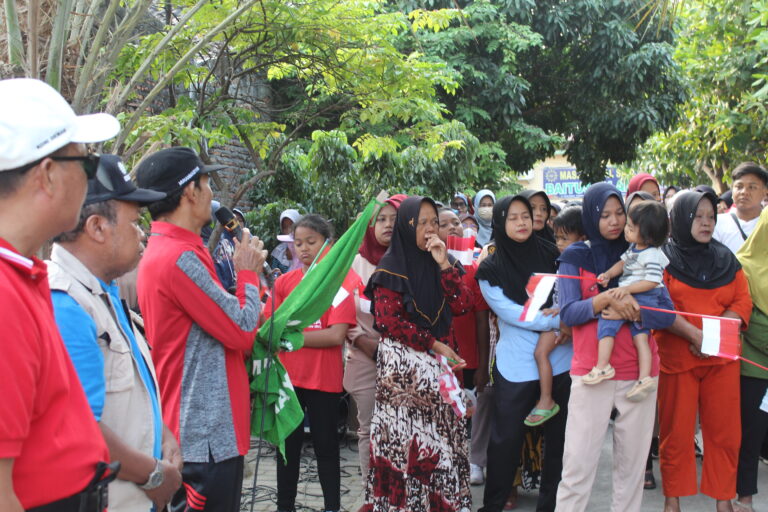 Ketua PDM Demak Buka Jalan Sehat PCM Wonosalam, Perkuat Silaturahmi dan Kebersamaan